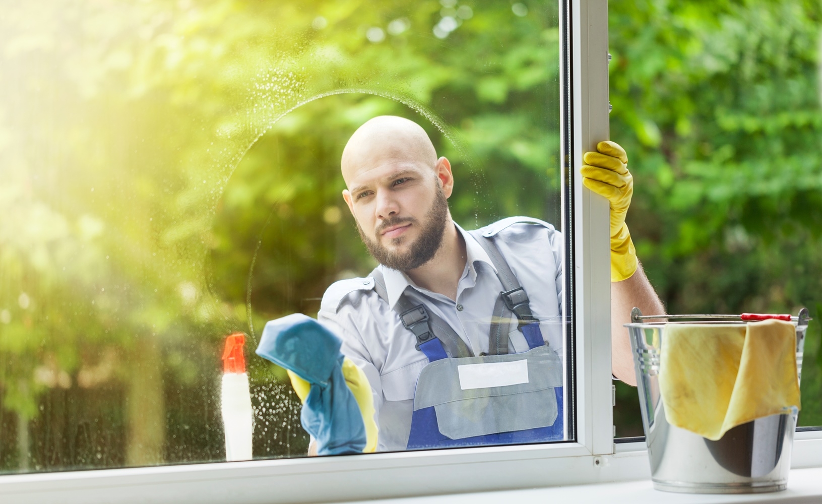 Why Glass Cleaner is better than soap at washing Windows