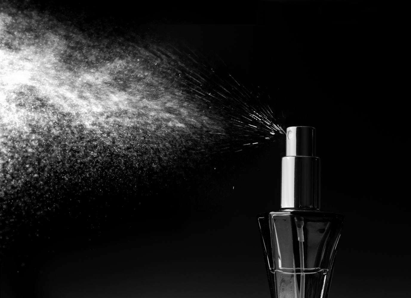 The Importance of Odor Control for Small Businesses means Using Liquid Deodorizer